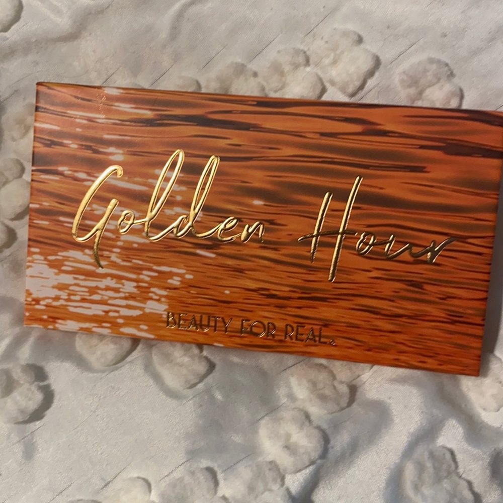 NWT Beauty for Real Golden Hour Eye Shadow Palette